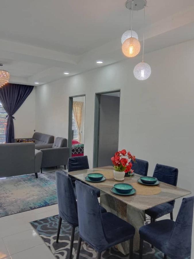 Ramadhina Eagle Eye View Home2Stay Emerald Avenue 브린창 외부 사진